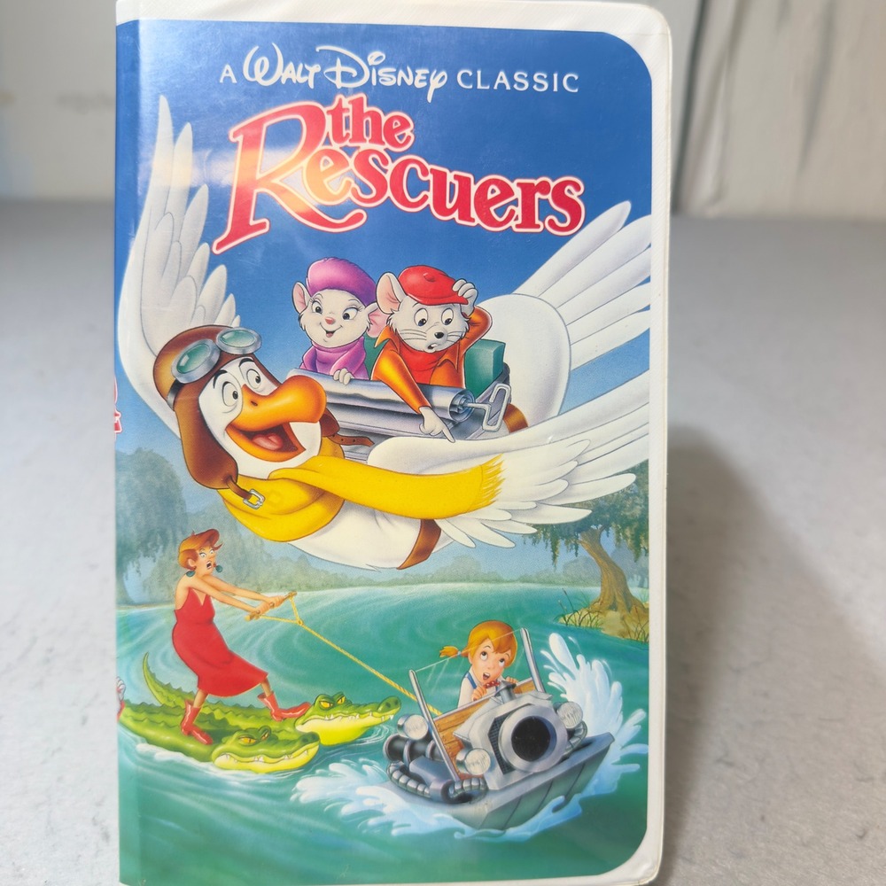 Walt Disney Classic The Rescuers VHS 1992 Clamshell Case‎ Animated Movie G Rated